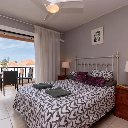 Tricia 6 Bedroom Americas