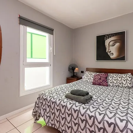 Tricia 6 Bedroom Americas